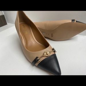 Coach heels 8.5